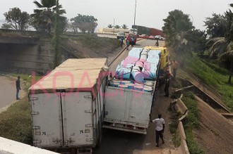 Côte d'Ivoire : Fin d'année très nerveuse à  Abidjan